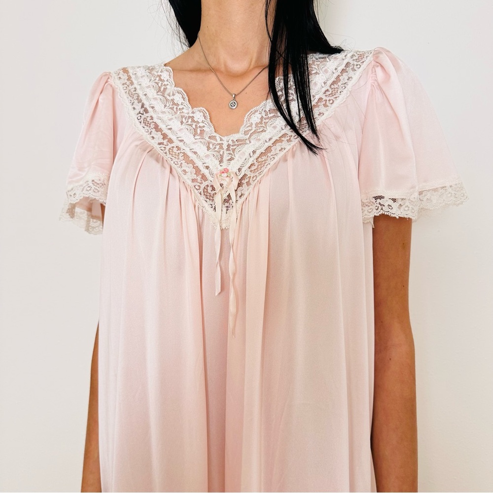 Vintage Miss Elaine Blush Pink Lace Trim Nightgown Maxi Boho